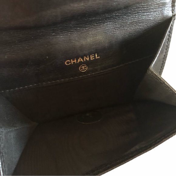 Chanel Timeless Flap Vintage Wallet in Black Caviar Leather - Picture 7 of 13